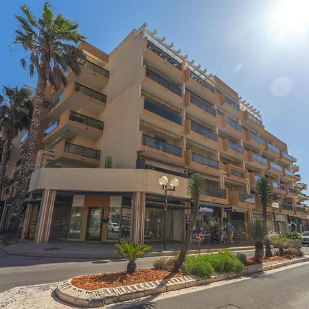 Apartment Saint James-13 By Interhome Le Lavandou Bagian luar foto
