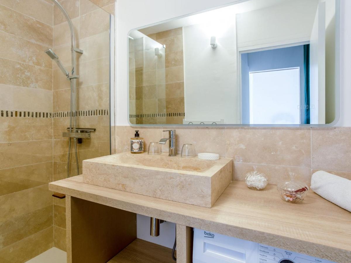 Apartment Saint James-13 By Interhome Le Lavandou Bagian luar foto